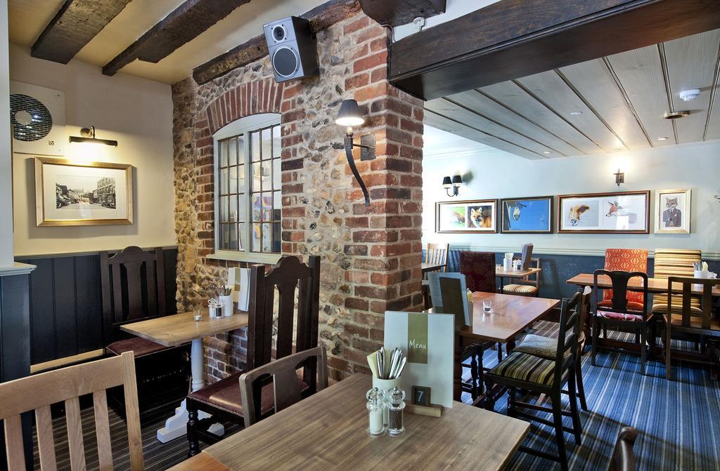 The Fox By Greene King Inns Bury St. Edmunds Buitenkant foto